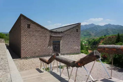 距西安60公里，藏着一片30000㎡绝美稻田与格桑花海，再不去就晚了